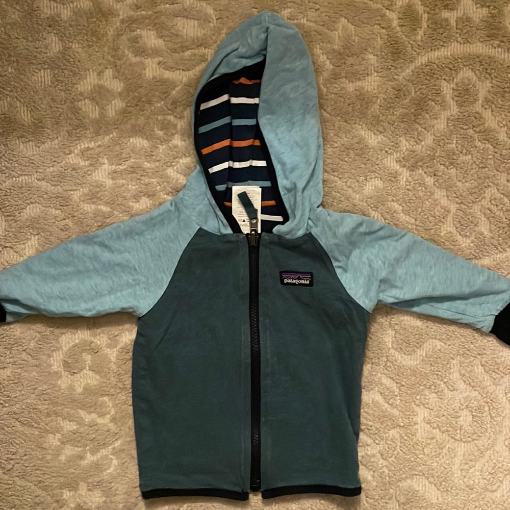 Patagonia 12-18 months zip up